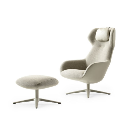 Sessel Spot three Pode Leolux wohndesign berlin Stoff Leder hell mit Hocker und Nackenkissen