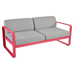 Sofa Bellevie mit abnehmbarem Polster aus mittelgrauem Stoff von Fermob und Gestell in Rosalie