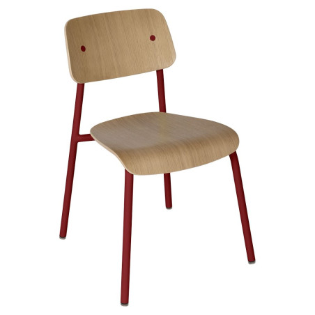 Stuhl Studie aus Alu und Eiche von Fermob wohndesign berlin Farbe Chili