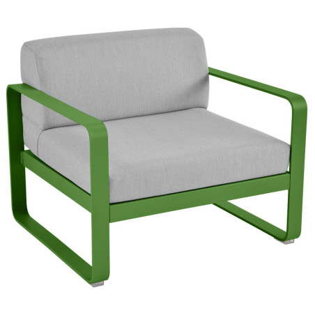 Sessel Bellevie von Fermob mit Stoff in Flannelgrau und Gestell in frisches Grün