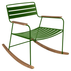 Surprising Schaukelstuhl mit Holzkufe von Fermob Wohndesign Berlin Farbe  frisches grün