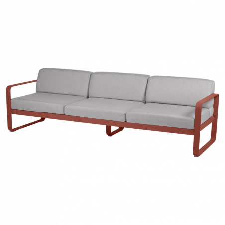 Sofa Bellevie von Fermob mit Stoff in Flannelgrau und Gestell in Ocker