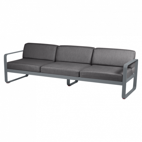 Sofa Bellevie von Fermob mit Stoff in Graphitgrau und Gestell in Gewittergrau