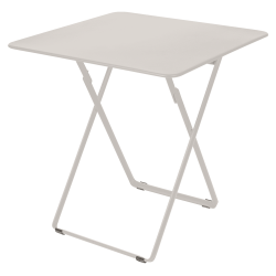 Tisch Plein Air von Fermob in Lehmgrau