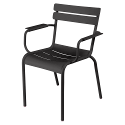 Stapelbarer Stuhl mit Armlehne Luxembourg aus Aluminium von Fermob in Lakritze