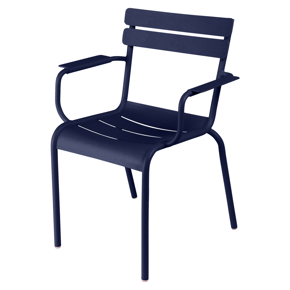 Stapelbarer Stuhl mit Armlehne Luxembourg aus Aluminium von Fermob in Abyssblau