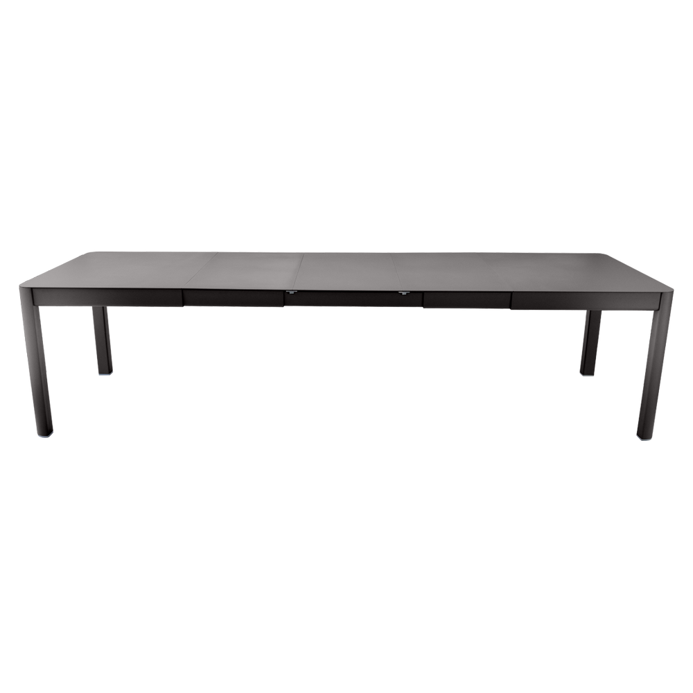 Ausziehbarer Tisch Ribambelle von Fermob von 149cm auf 299cm erweiterbar in Lakritze