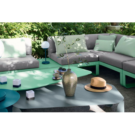 Outdoorsofa Bellevie von Fermob Eckmodul links mit Stoff im Außenbereich