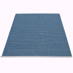 Teppich Mono 200 x 320cm von Pappelina in blau