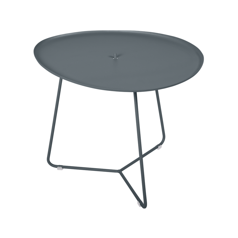 Niedriger Tisch mit abnehmbaren Tablett Cocotte von Fermob in Gewittergrau