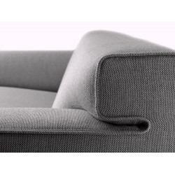 Sofa Edit von Pode in grau / seitliche Ansicht mit Armlehne und Rückenpolster
