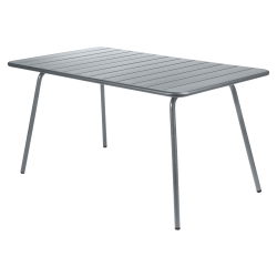 Wetterfester Tisch Luxembourg aus Aluminium von Fermob in Gewittergrau