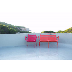 Wetterfester tiefer Sessel Luxembourg aus Aluminium von Fermob im Außenbereich