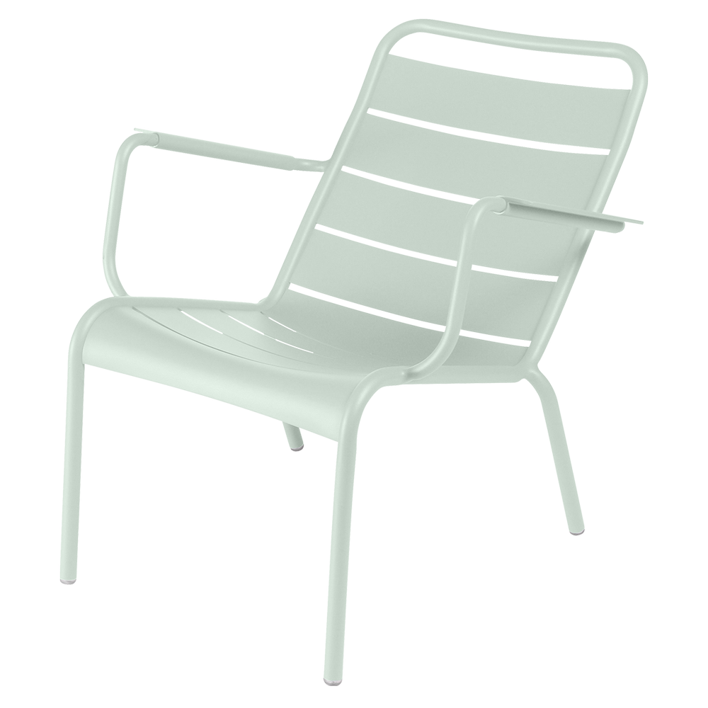 Wetterfester tiefer Sessel Luxembourg aus Aluminium von Fermob in Minze