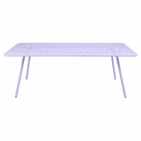 Wetterfester Tisch Luxembourg aus Aluminium von Fermob in Marshmallow