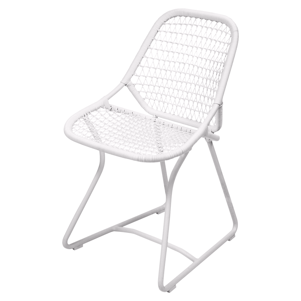 Leichter Stuhl Sixties von Fermob in Baumwollweiß