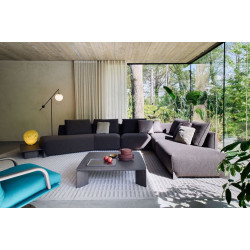 naila sofa leolux wohndesign berlin recamiere mit offener ecke und couchtisch im raum