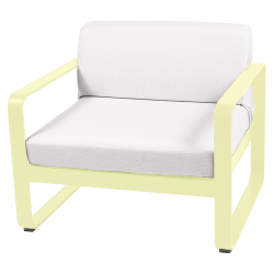 Wetterfester Sessel Bellevie von Fermob mit Polster in hellgrau und Gestell in Zitronensorbet